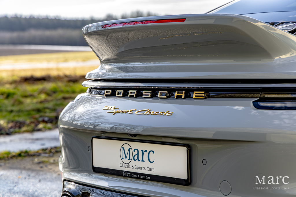 Porsche 992 Sport Classic