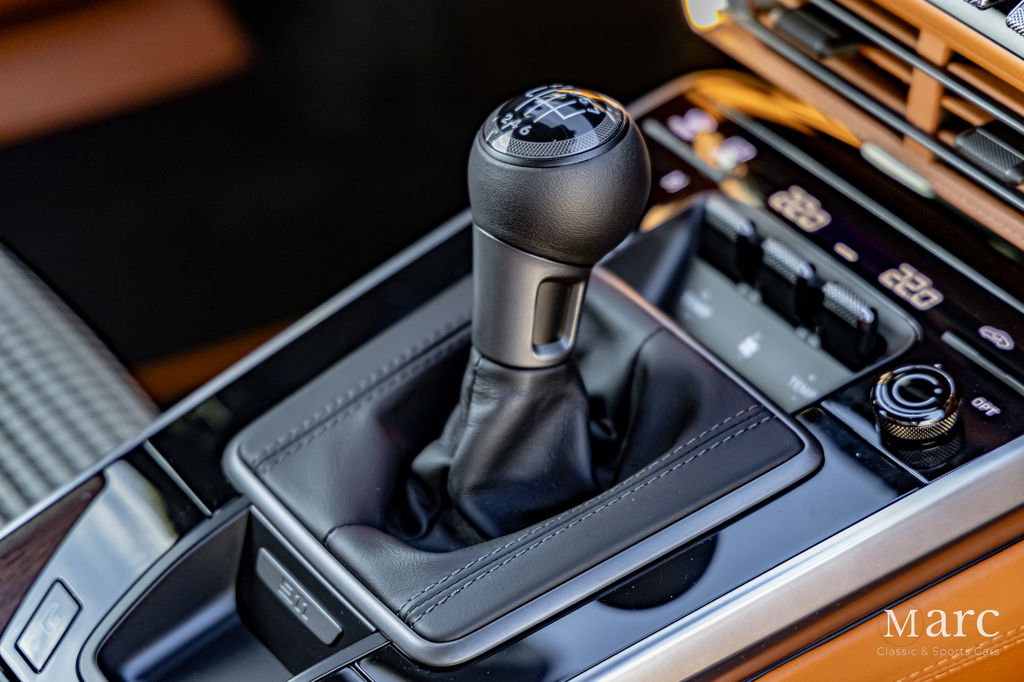 Porsche 992 Sport Classic