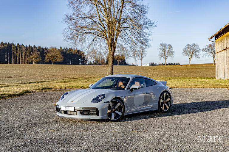 Porsche 992 Sport Classic