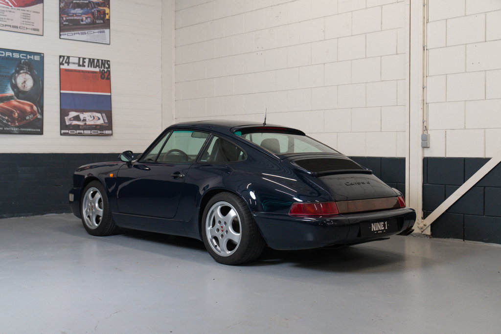 Porsche 964 Carrera 4