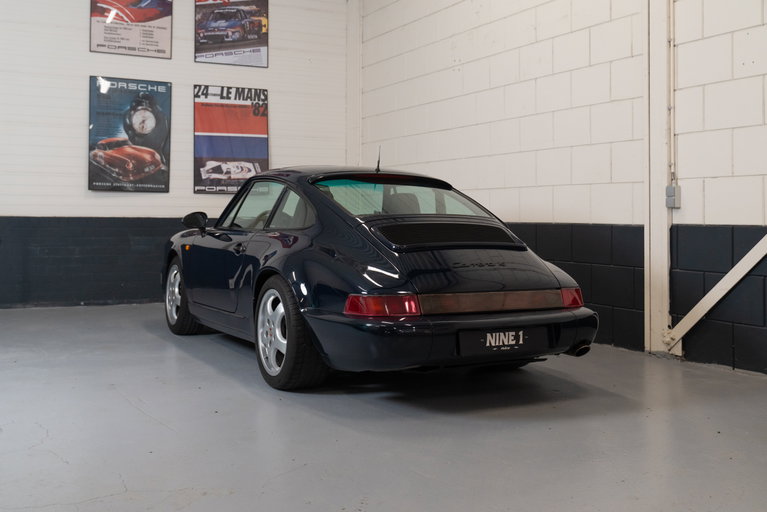 Porsche 964 Carrera 4