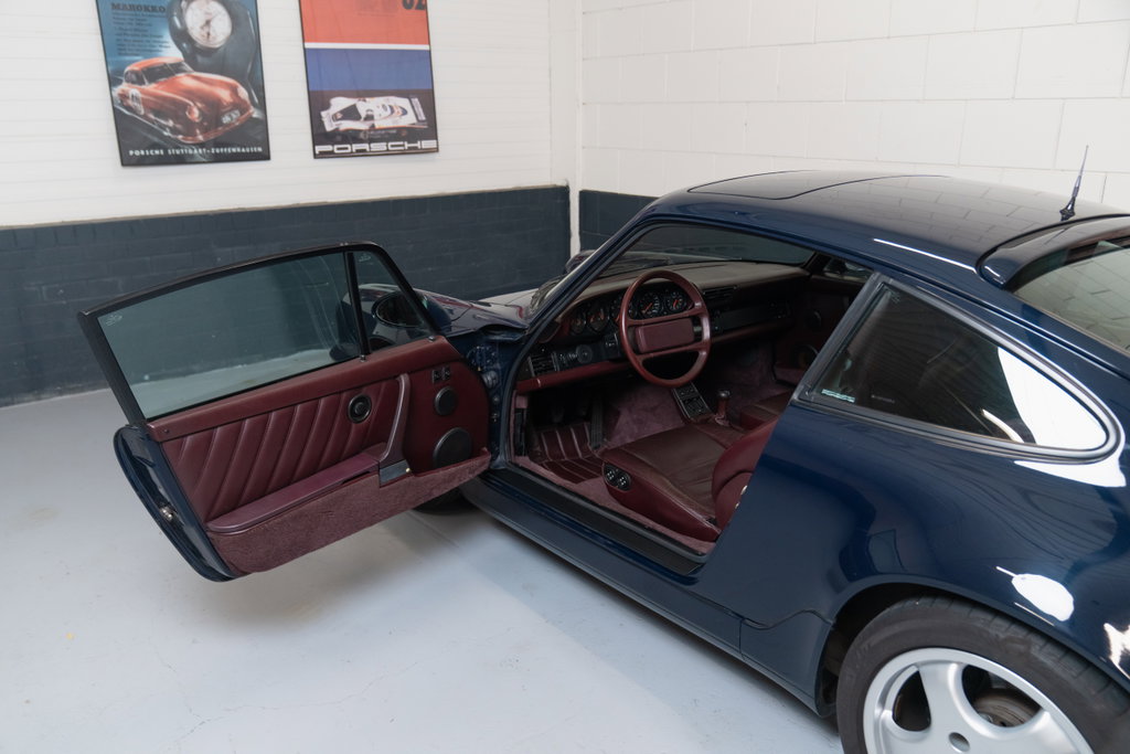 Porsche 964 Carrera 4