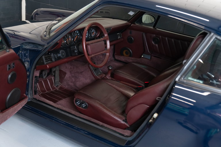 Porsche 964 Carrera 4