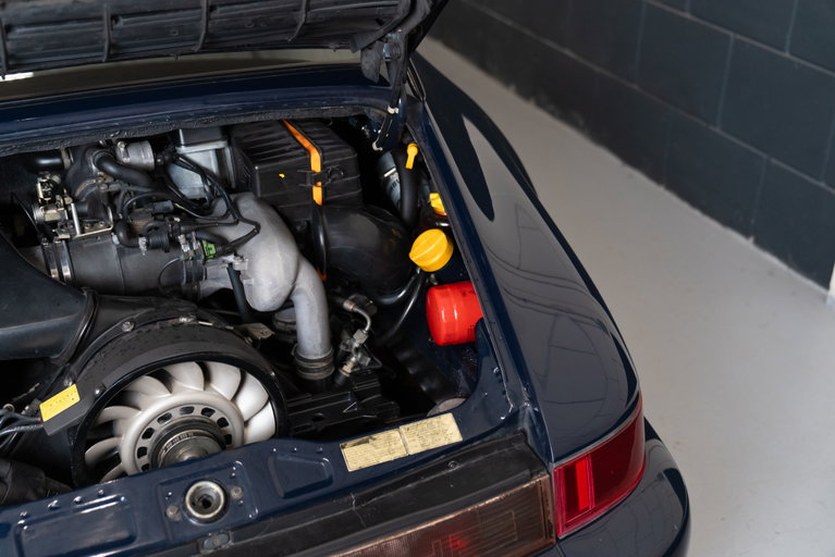 Porsche 964 Carrera 4