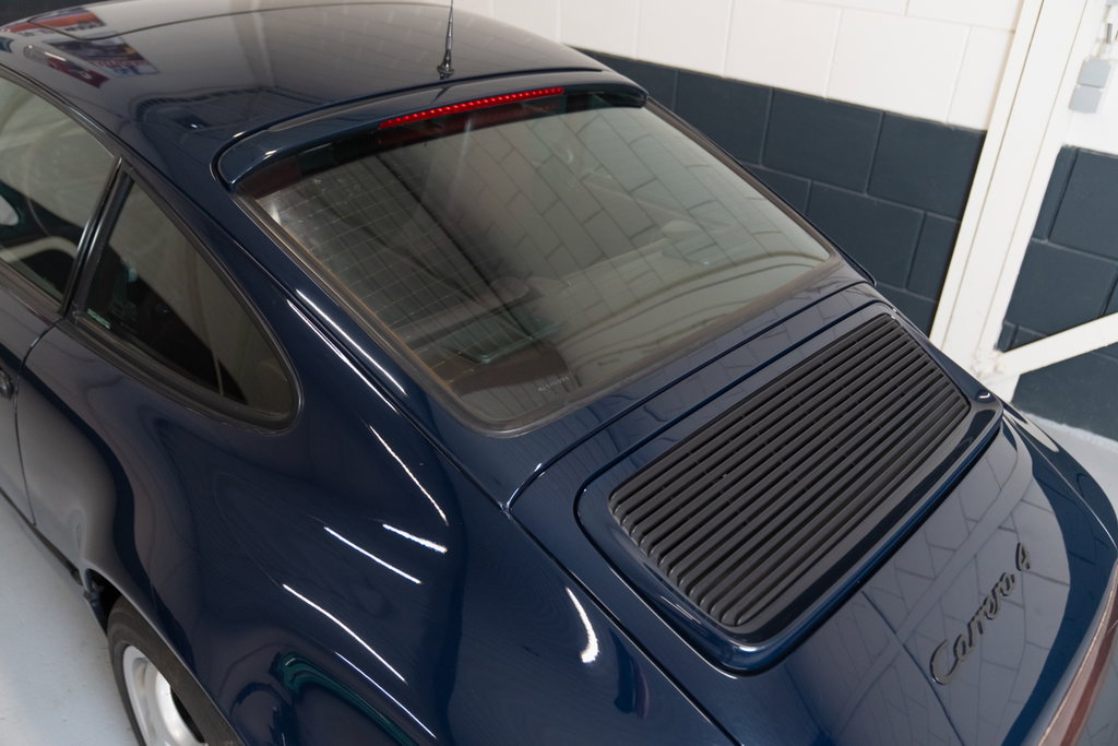 Porsche 964 Carrera 4