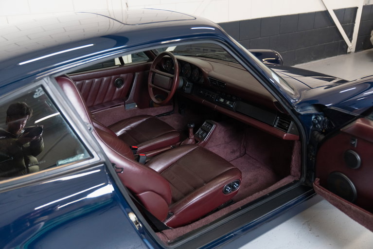 Porsche 964 Carrera 4