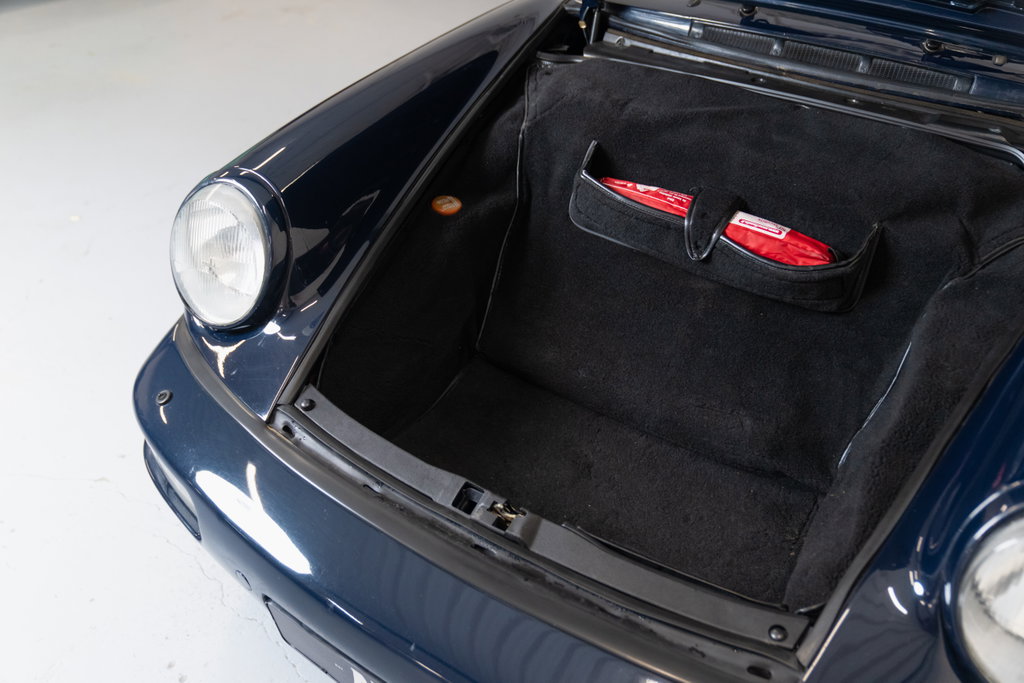 Porsche 964 Carrera 4