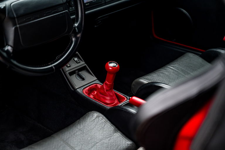 Porsche 964 Carrera 2 Speedster