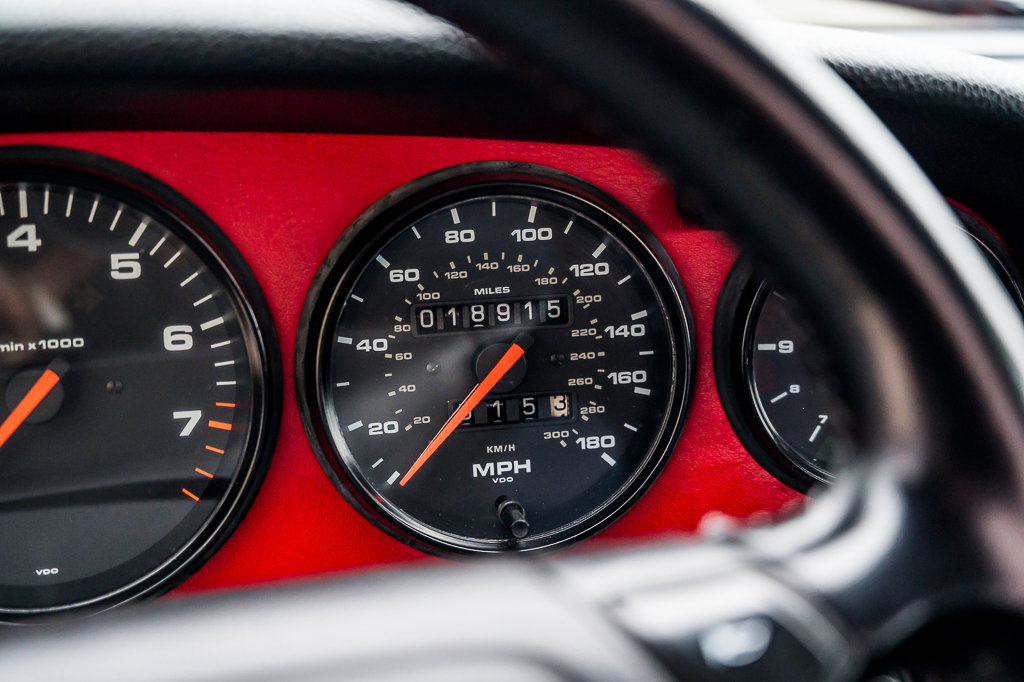 Porsche 964 Carrera 2 Speedster