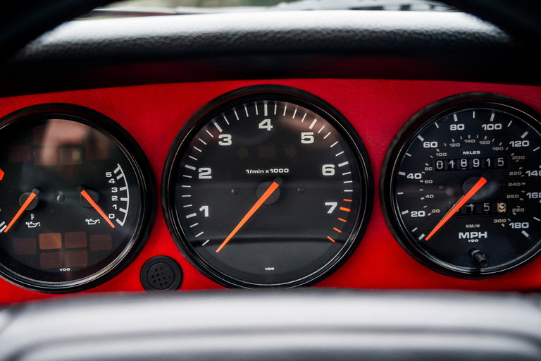Porsche 964 Carrera 2 Speedster