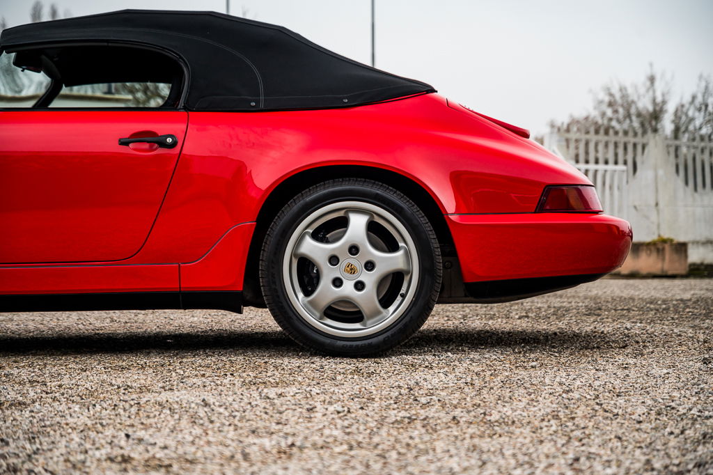 Porsche 964 Carrera 2 Speedster