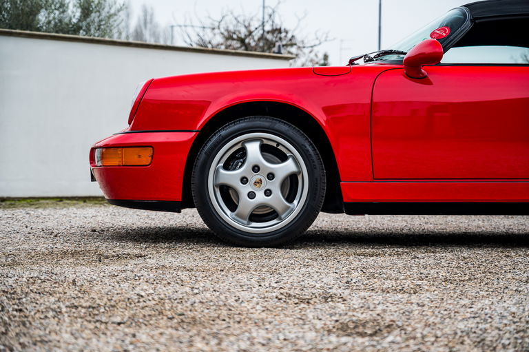 Porsche 964 Carrera 2 Speedster