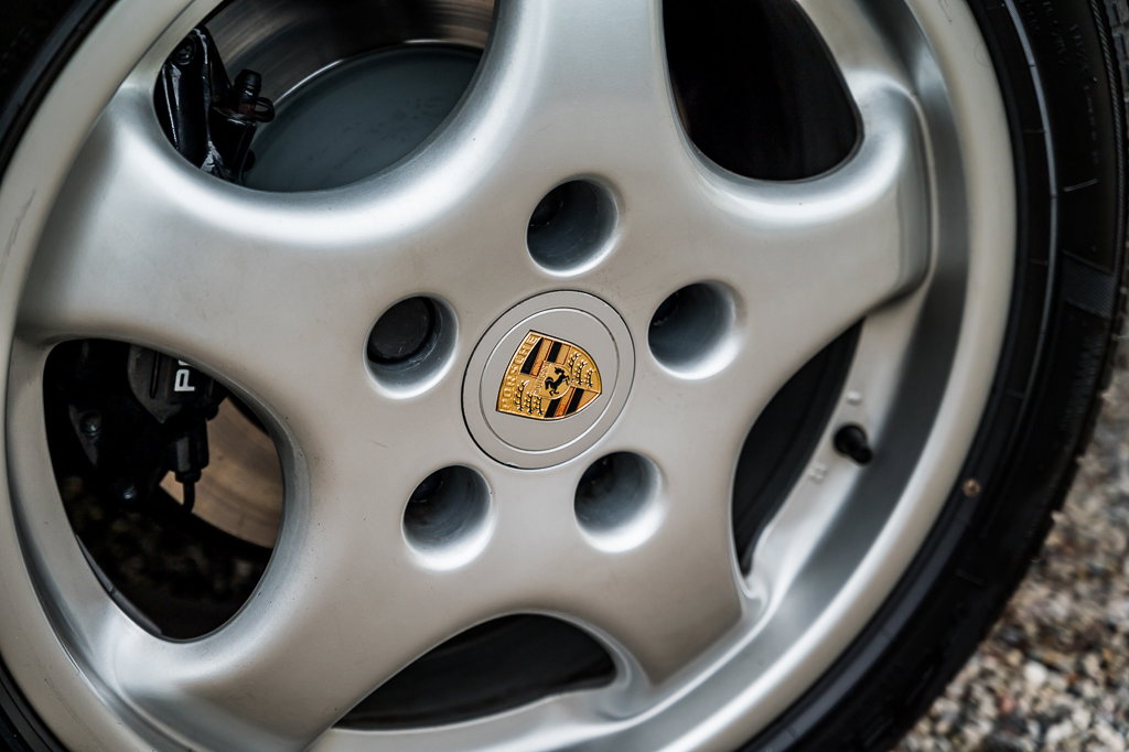 Porsche 964 Carrera 2 Speedster