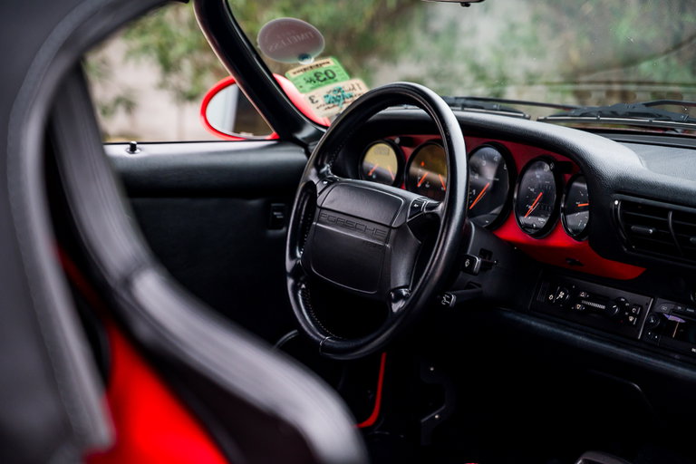 Porsche 964 Carrera 2 Speedster