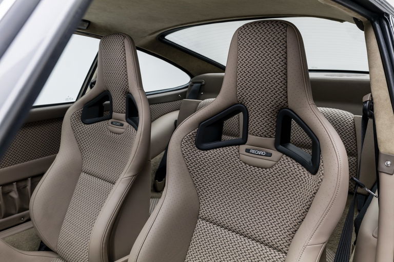 Porsche 911 Backdate