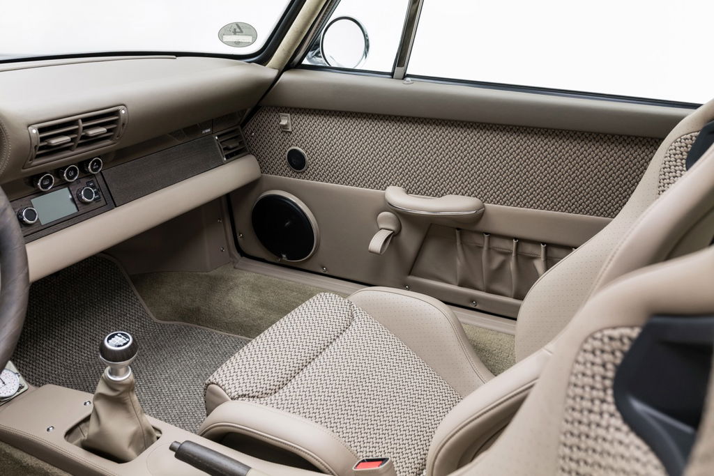 Porsche 911 Backdate