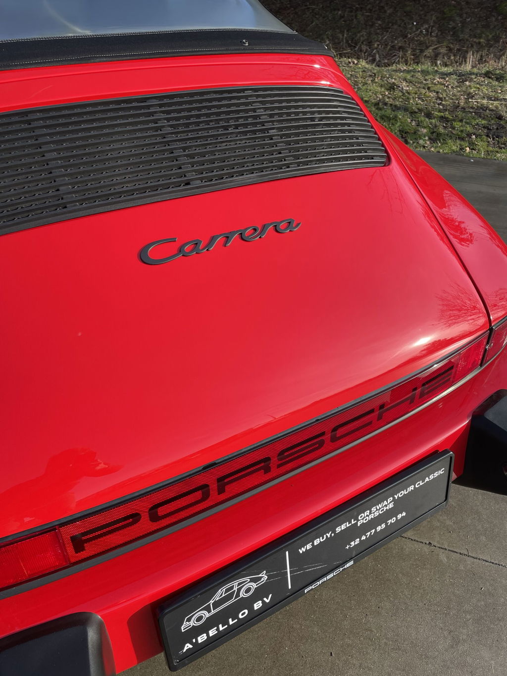 Porsche 911 Carrera 3.2