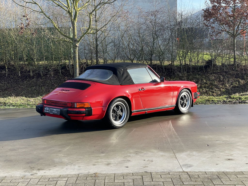 Porsche 911 Carrera 3.2