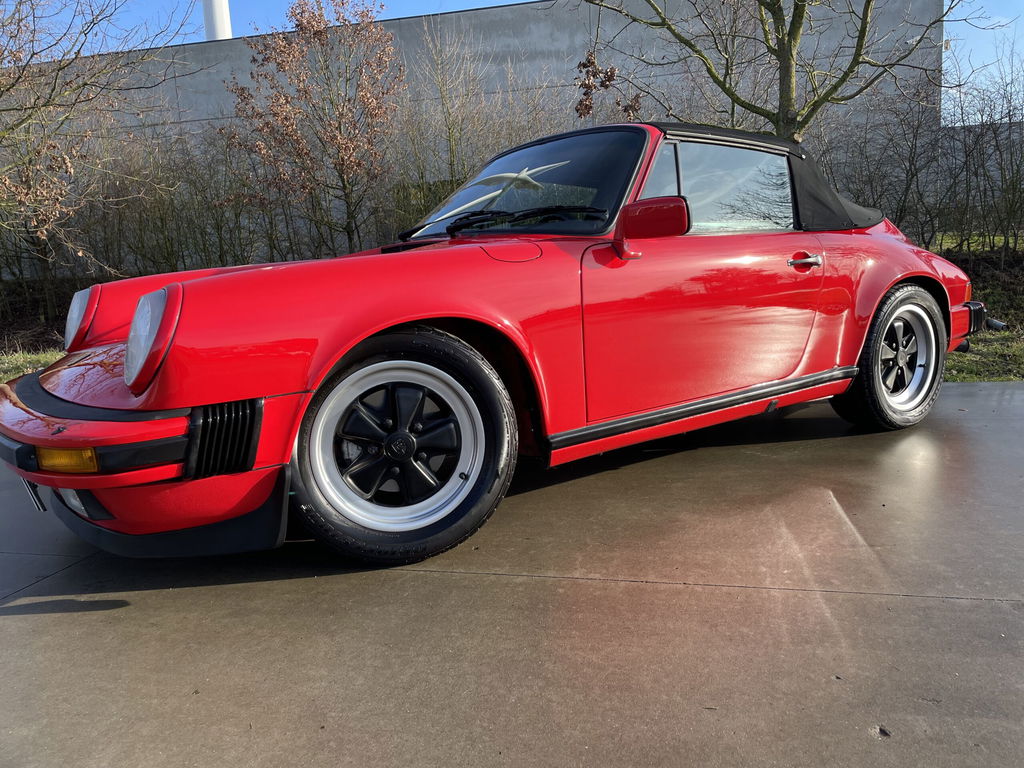 Porsche 911 Carrera 3.2