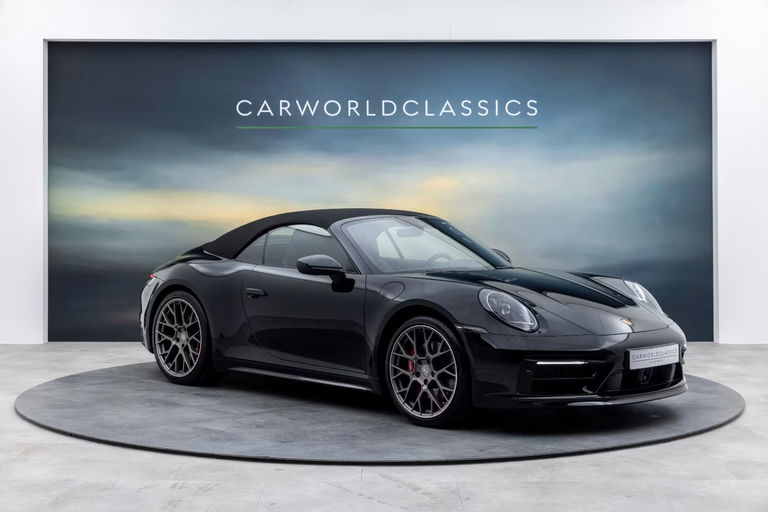 Porsche 992 Carrera 4S