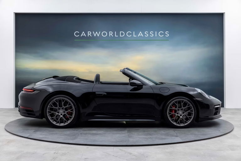 Porsche 992 Carrera 4S