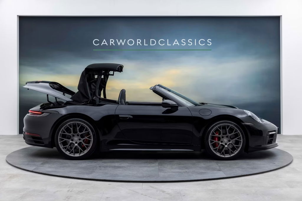 Porsche 992 Carrera 4S