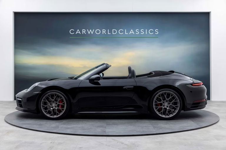 Porsche 992 Carrera 4S