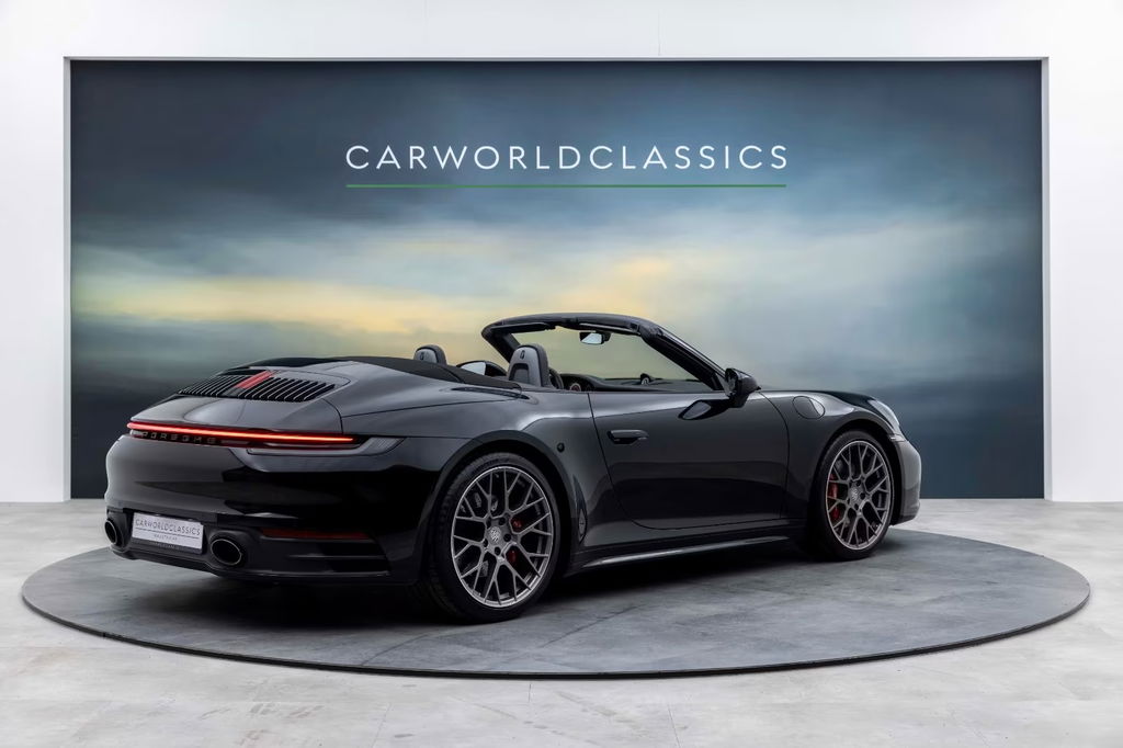 Porsche 992 Carrera 4S