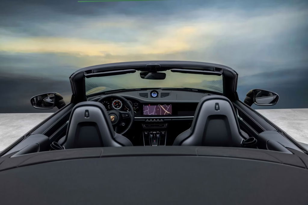 Porsche 992 Carrera 4S