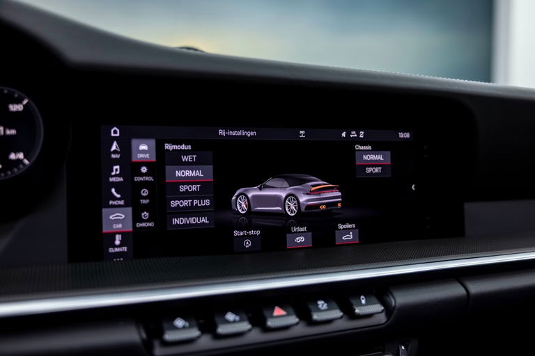 Porsche 992 Carrera 4S