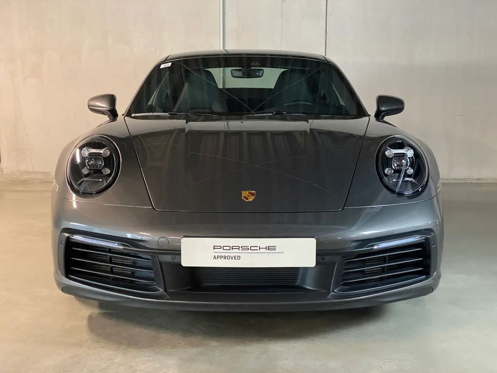 Porsche 992 Carrera