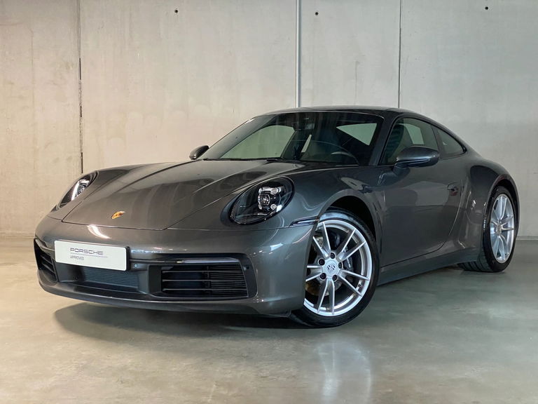 Porsche 992 Carrera