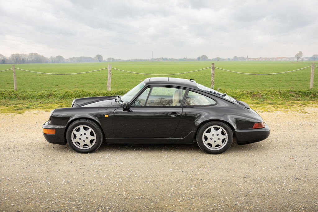 Porsche 964 Carrera 4