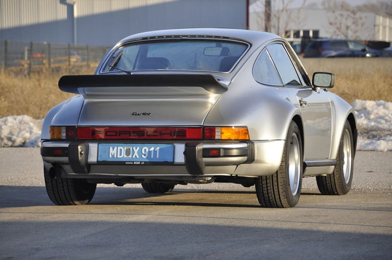 Porsche 911 Turbo 3.0