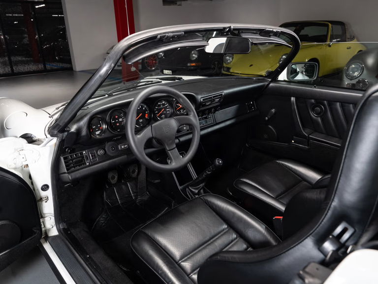 Porsche 911 Carrera 3.2 Speedster