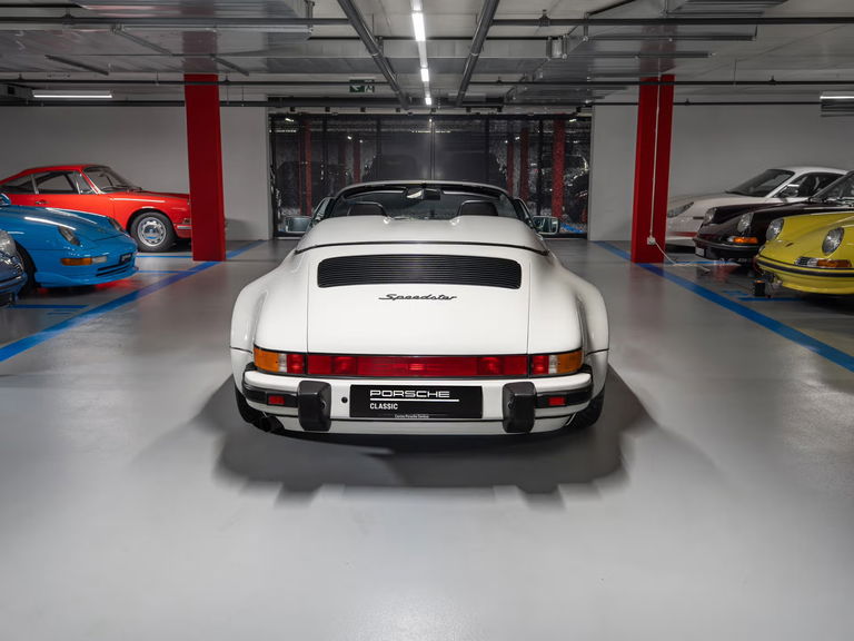 Porsche 911 Carrera 3.2 Speedster