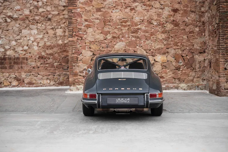 Porsche 911 T