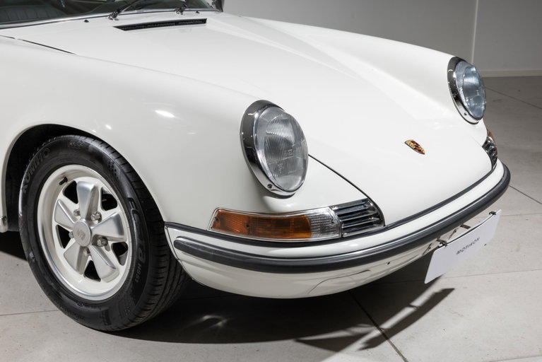 Porsche 911 T