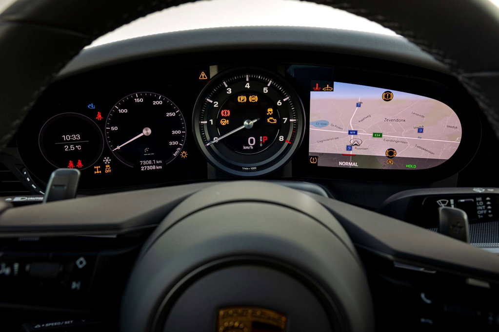 Porsche 992 Carrera 4S
