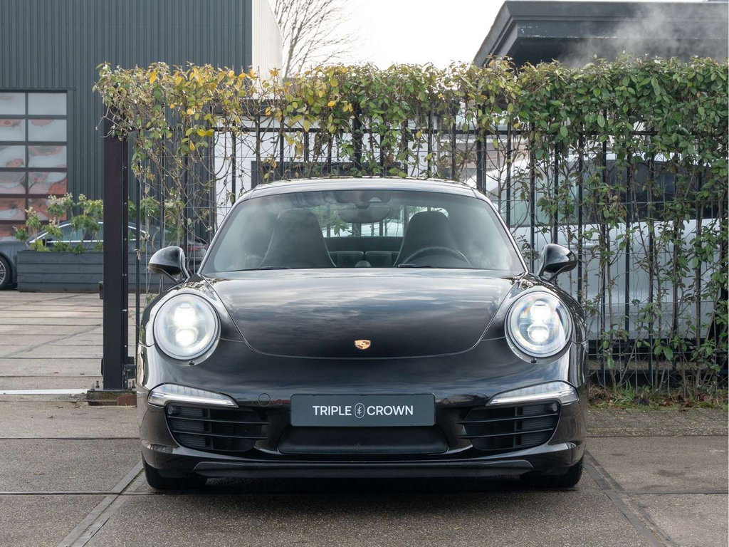 Porsche 991 Carrera 4 Black Edition