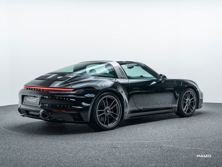 Porsche 992 Edition 50 Jahre Porsche Design