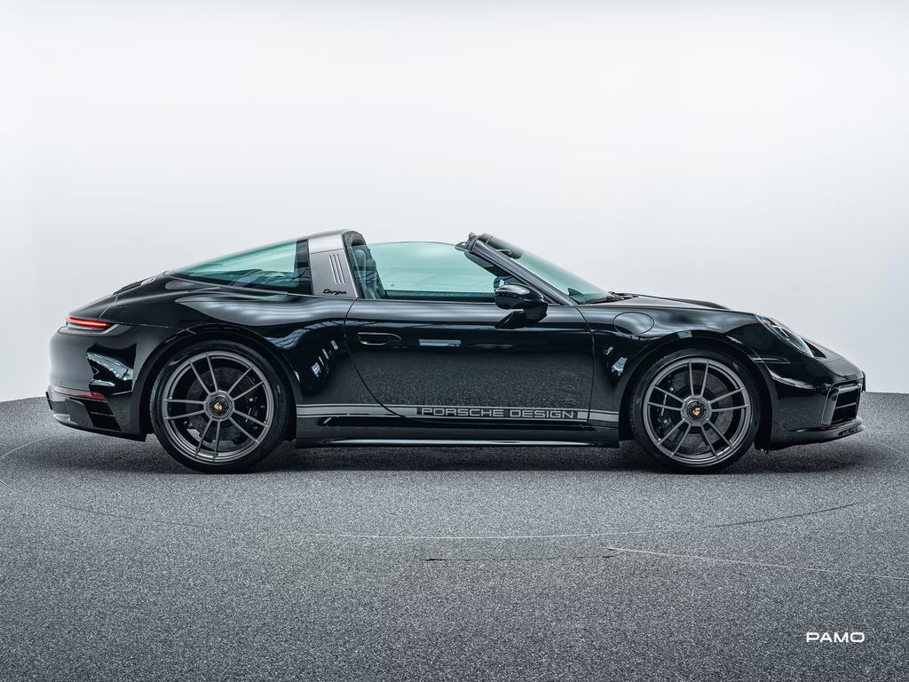 Porsche 992 Edition 50 Jahre Porsche Design