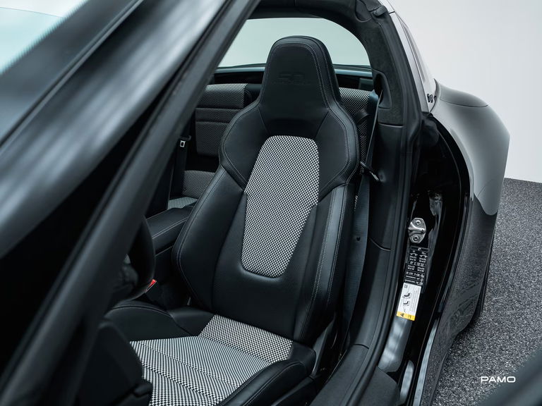 Porsche 992 Edition 50 Jahre Porsche Design