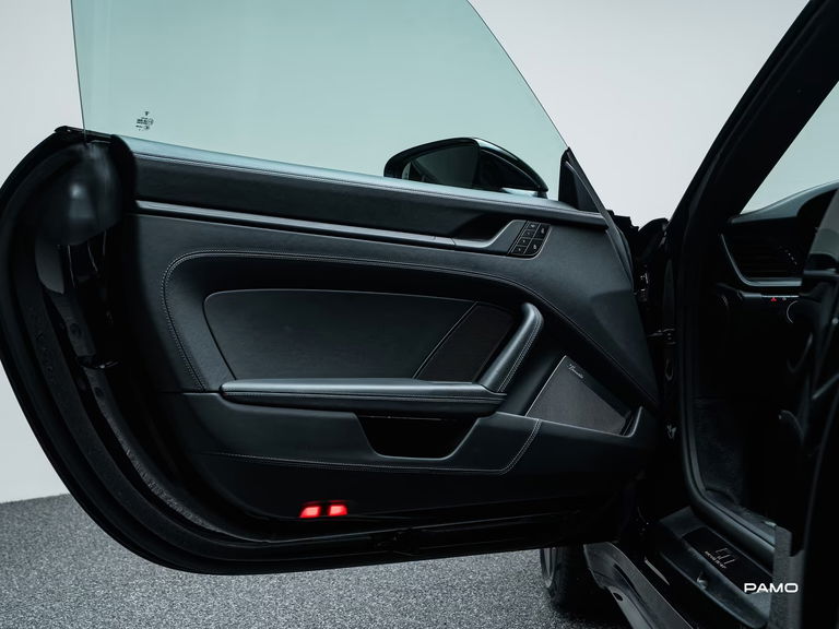 Porsche 992 Edition 50 Jahre Porsche Design