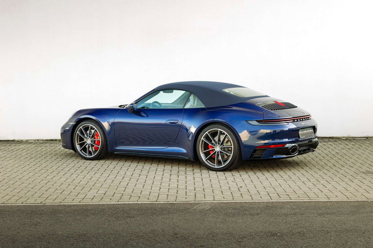 Porsche 992 Carrera 4S