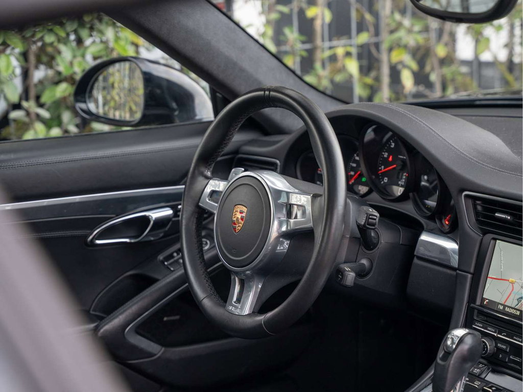 Porsche 991 Carrera 4 Black Edition
