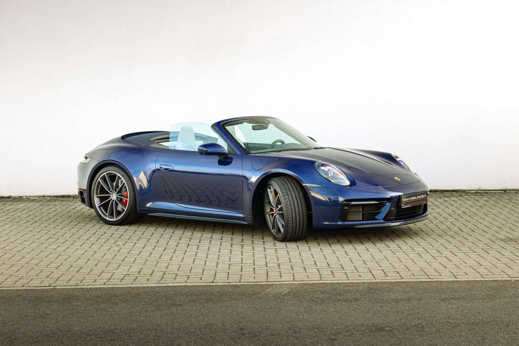 Porsche 992 Carrera 4S