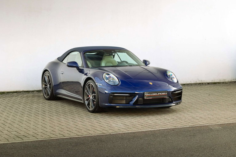 Porsche 992 Carrera 4S