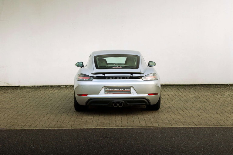 Porsche 718 Cayman T