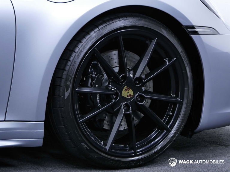 Porsche 992 Carrera 4S